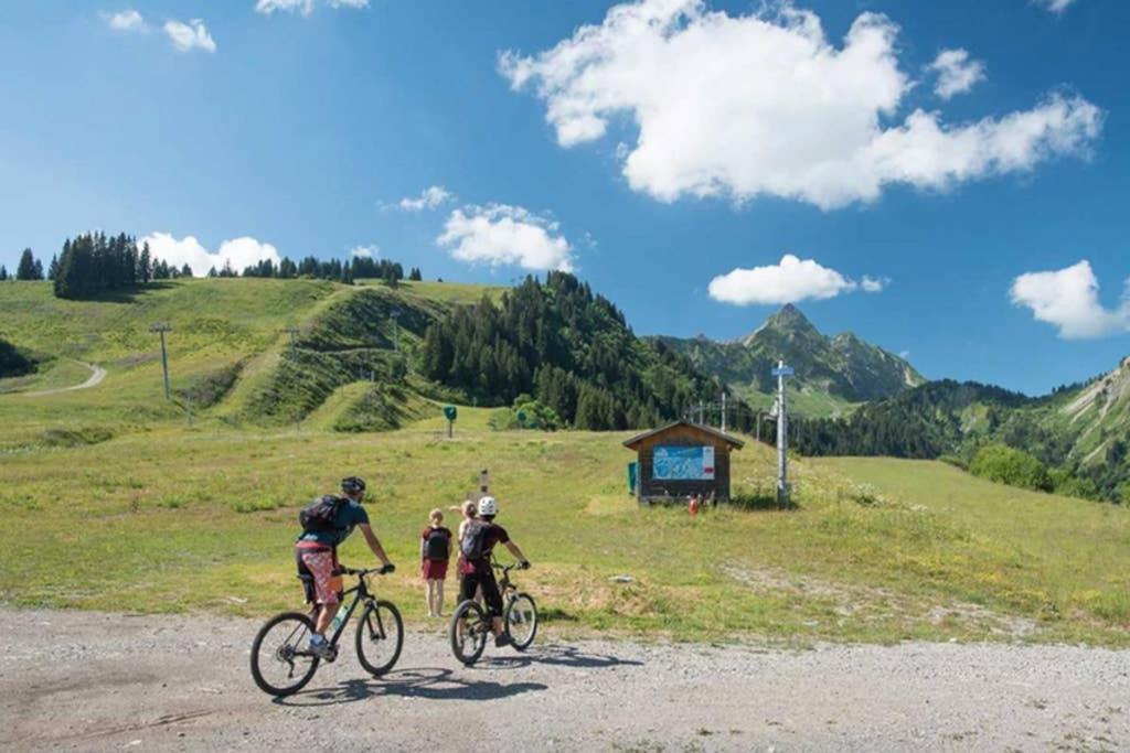 L'Enchalpe, Grand Et Lumineux Studio Avec Coin Montagne 5 Personnes, 60M Des Pistes, Piscine Couverte, Wifi, Grand Balcon Expo Est, Draps Non Compris Saint-Jean-dʼAulps Buitenkant foto